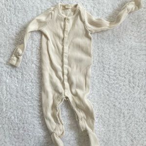 Baby Gap Organic Cotton Cream Rib Knit Footie Pajamas // Baby Gap Onesie